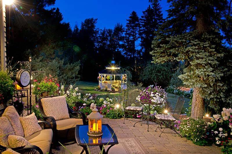 gazebo in a backyard
