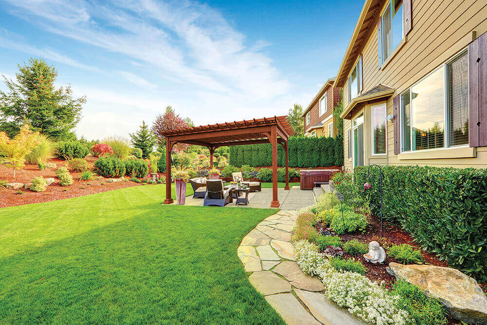 classic wood with canyon brown stain pergola